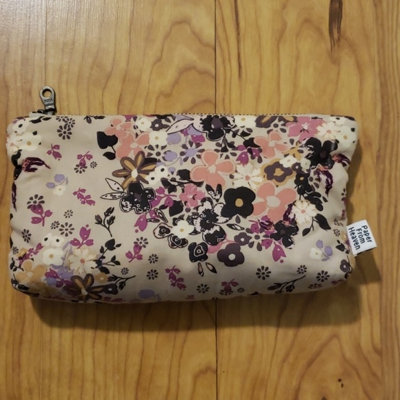 Paper From Heaven Accessories - Essential oil case